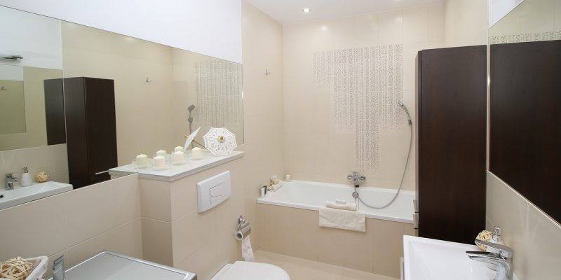 Bathroom-2094733_1280