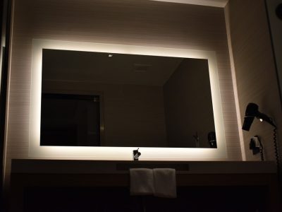 Mirror-6078050_960_720