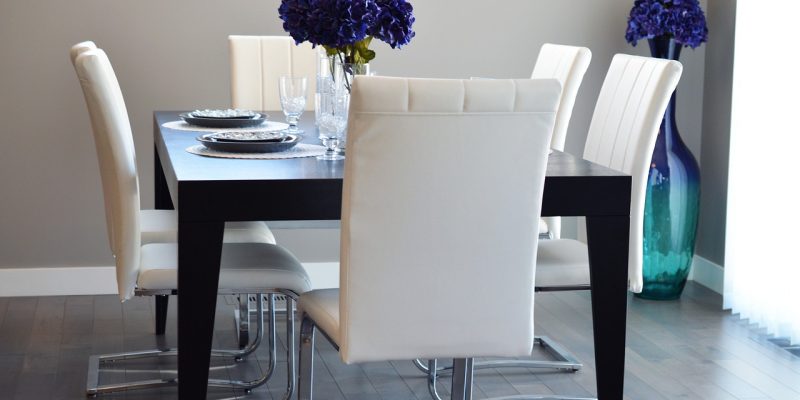 Dining-room-2157778_1280