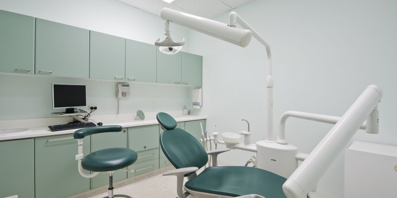 Dentist-2530983_1280