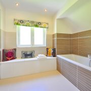 Bathroom-1336162_1280