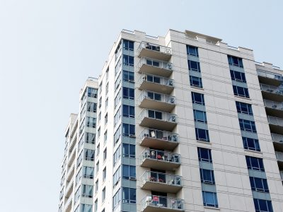 Condo-2618421_1280