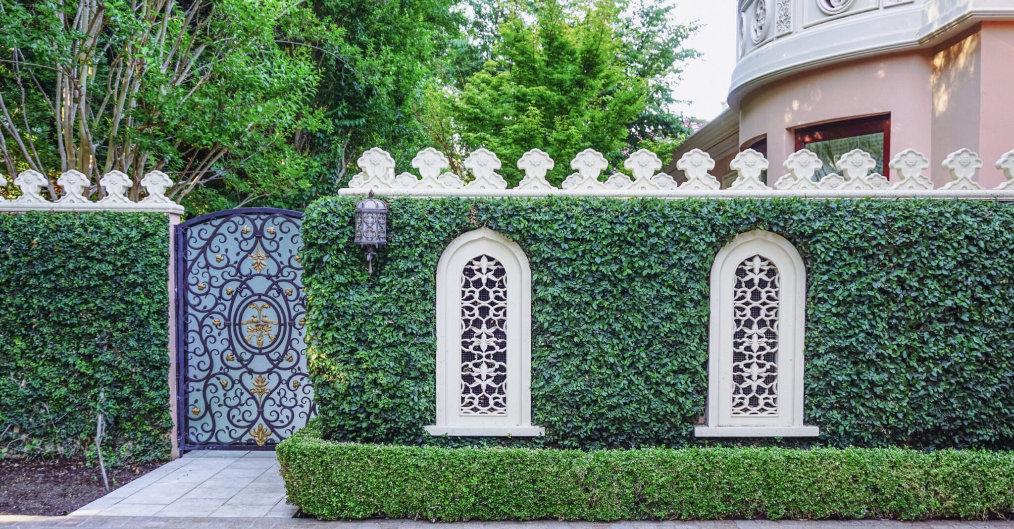 Taj_palace_petrus_luxury_landcape_design_company_project (29)