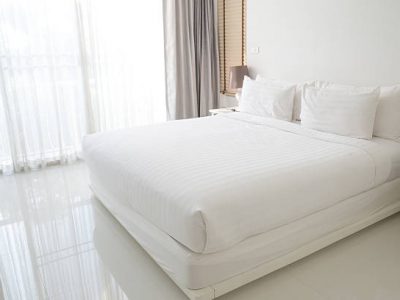 White bed sheets and pillows
