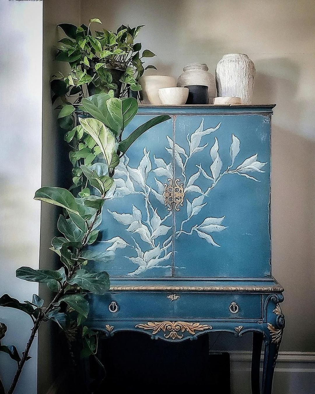 Chalk paint furniture