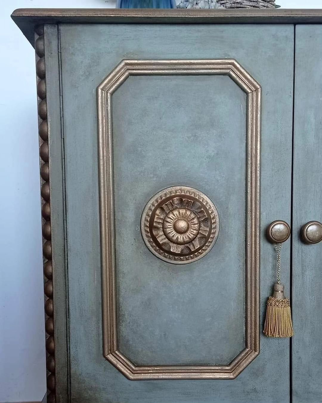 Chalk paint door