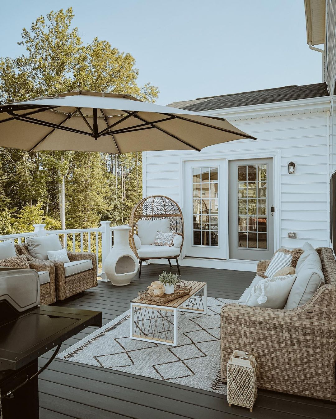 Seating area on the deck