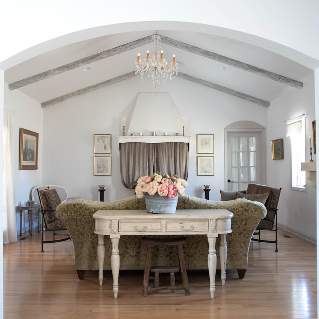 This TV drape has a French design which is great for this living room.