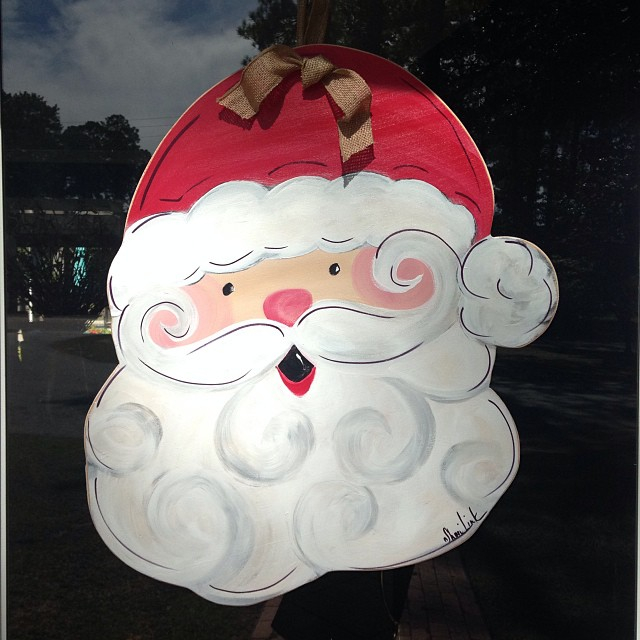 This one is Santa character which is made of wood. If you have drawing skill, it will be such an easy task to do. 
