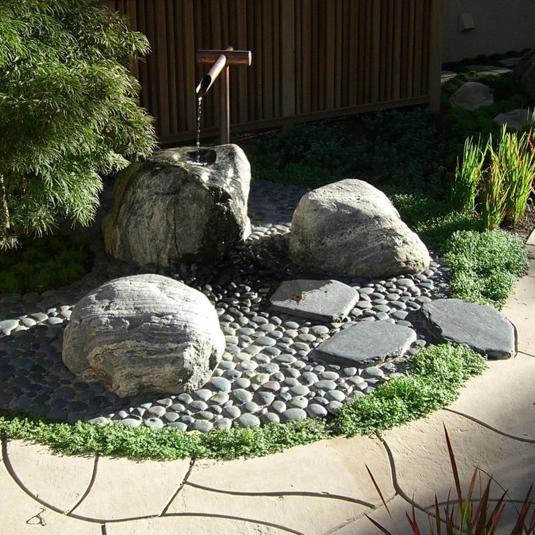 The water basin is the focal point of this tea garden. It can be such a great addition where the water basin will let you get a peaceful ambiance from the sound of the water.