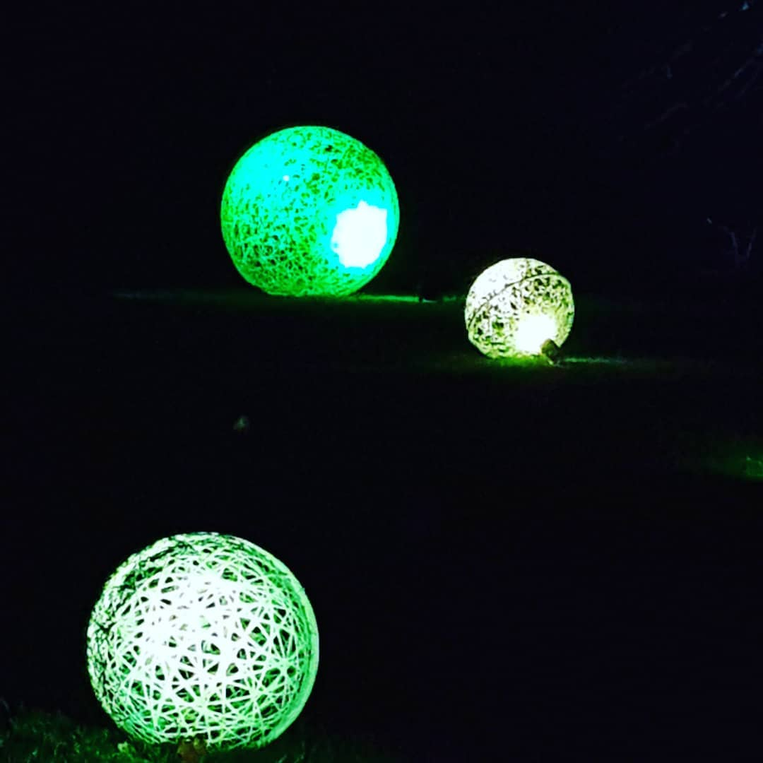 This glowing orb can be made by simply using glue and yarn. You can mold the ball shape by using a balloon and then explode it when the mold is drying. 