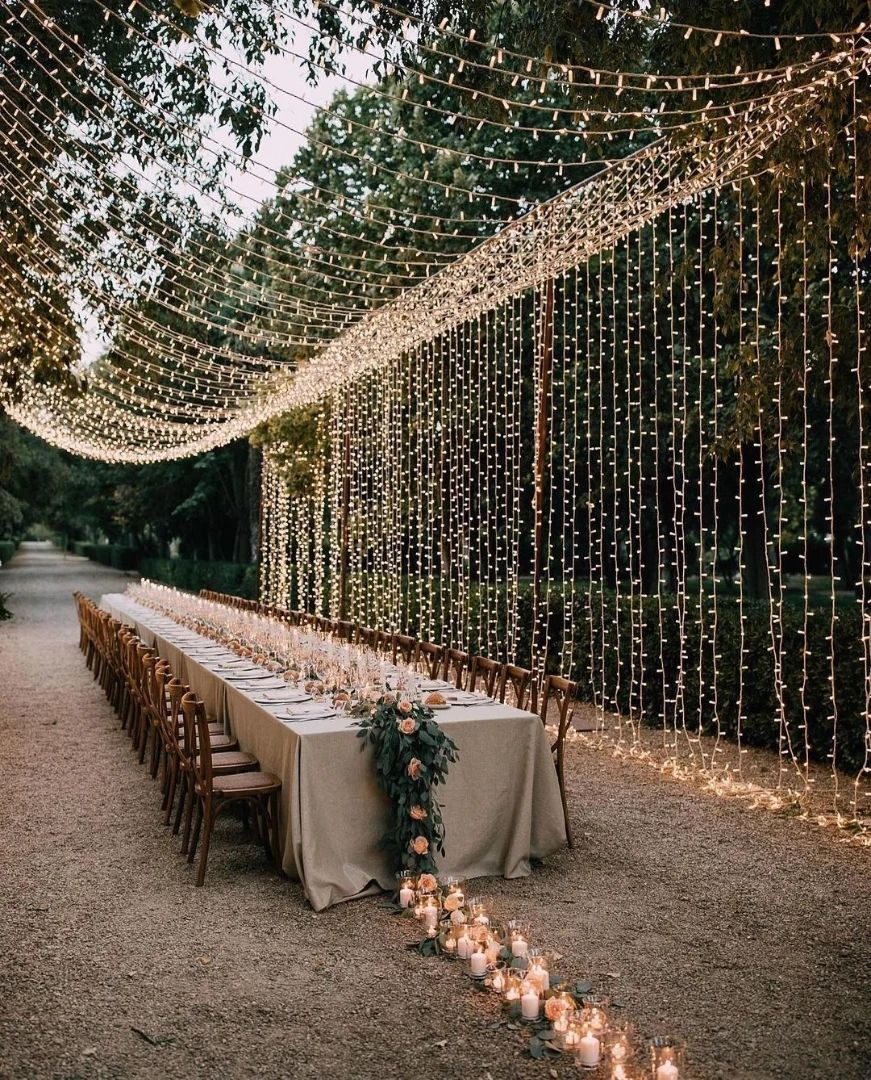 Magical is the impression of this wedding decoration. That impression comes from the lighting that is installed. 