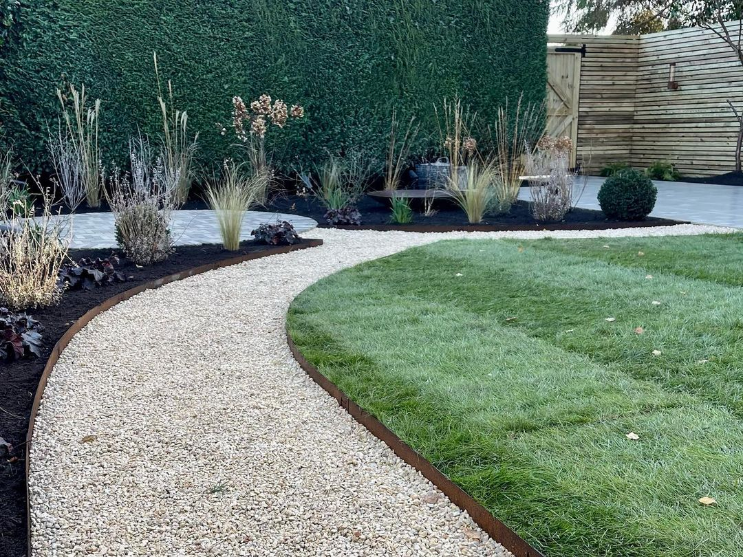 This one looks simple but gravel can surely create an interesting feeling when we step on it.