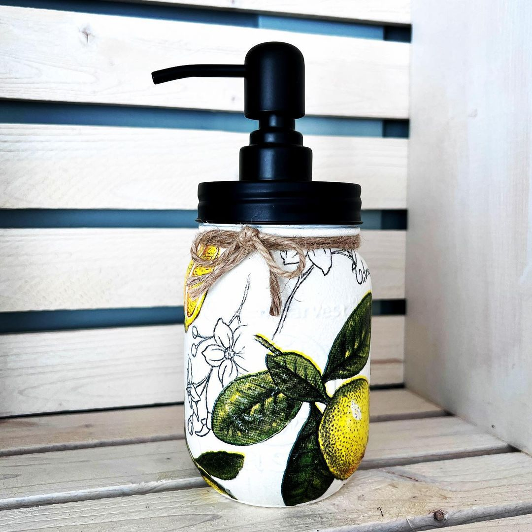 Painting and drawing the jar like this is a great idea. The pattern can also become your reference.