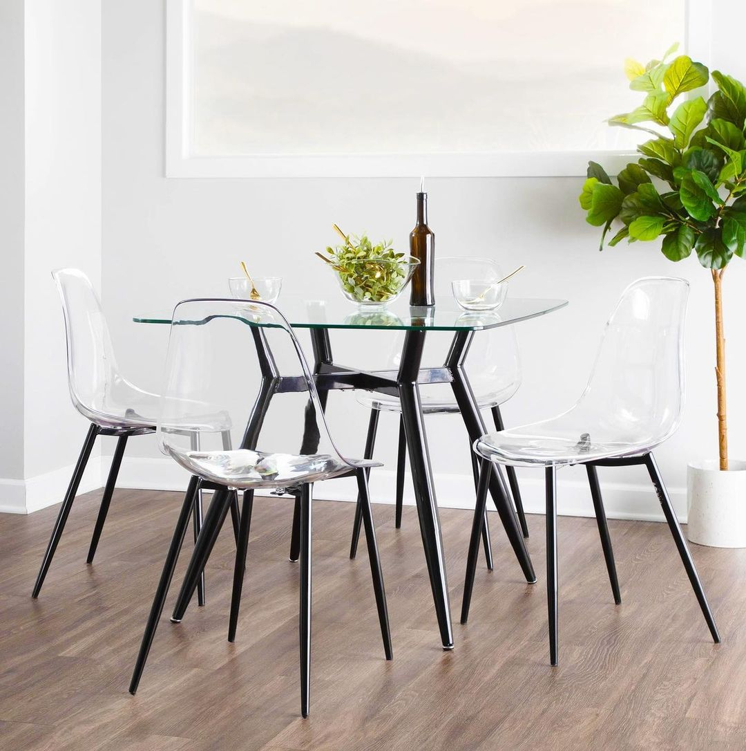 You can see here how the transparent material can work really well in making the space look wider