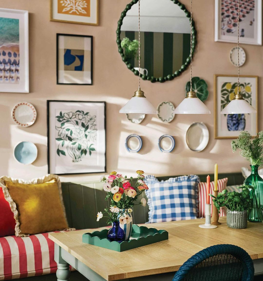 There are some colors applied in this room. It might be varied but not be seen as too much at all since it is summer!