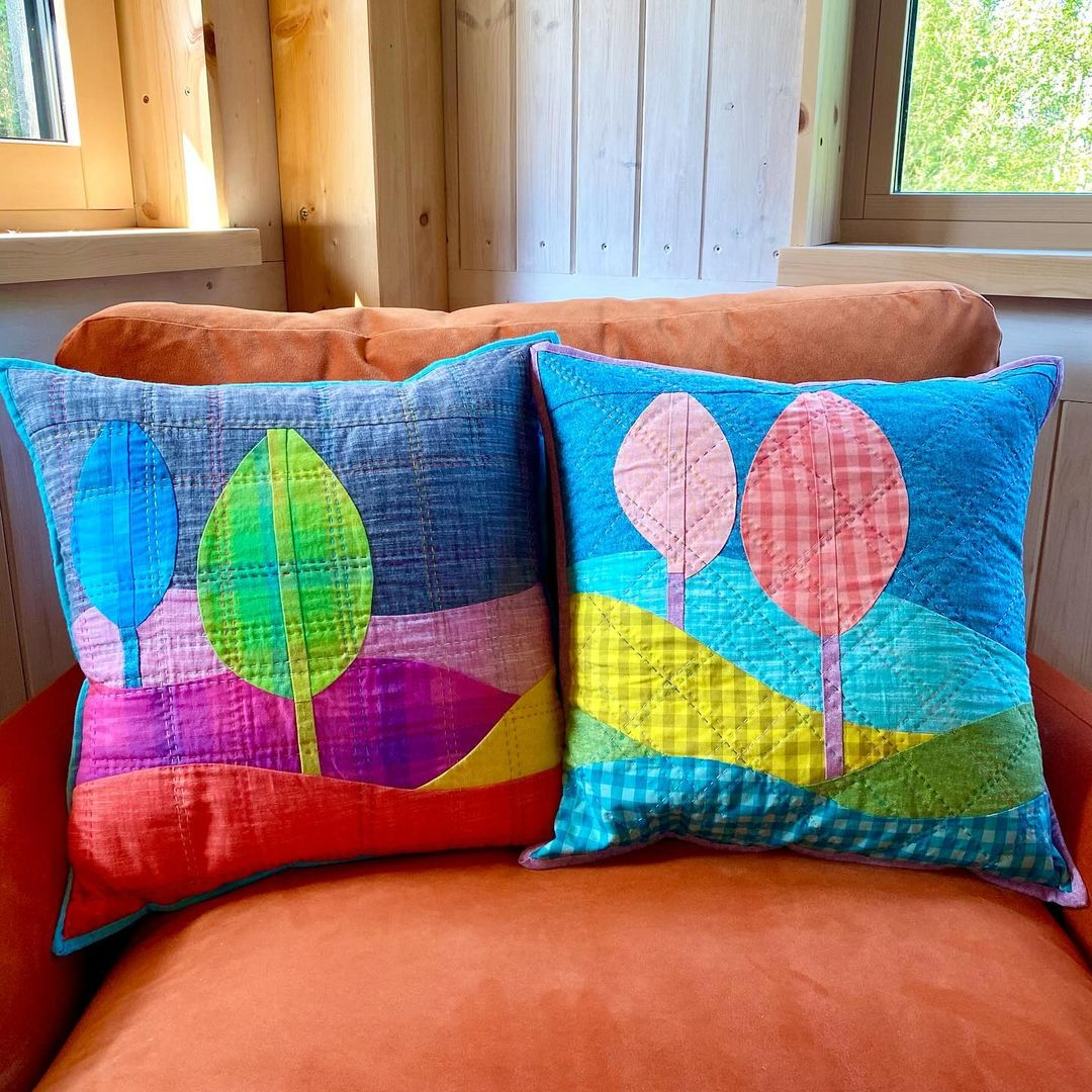 The cushions are made using old fabric. Look at how pretty it can be even when it is made in a low-budget one.
