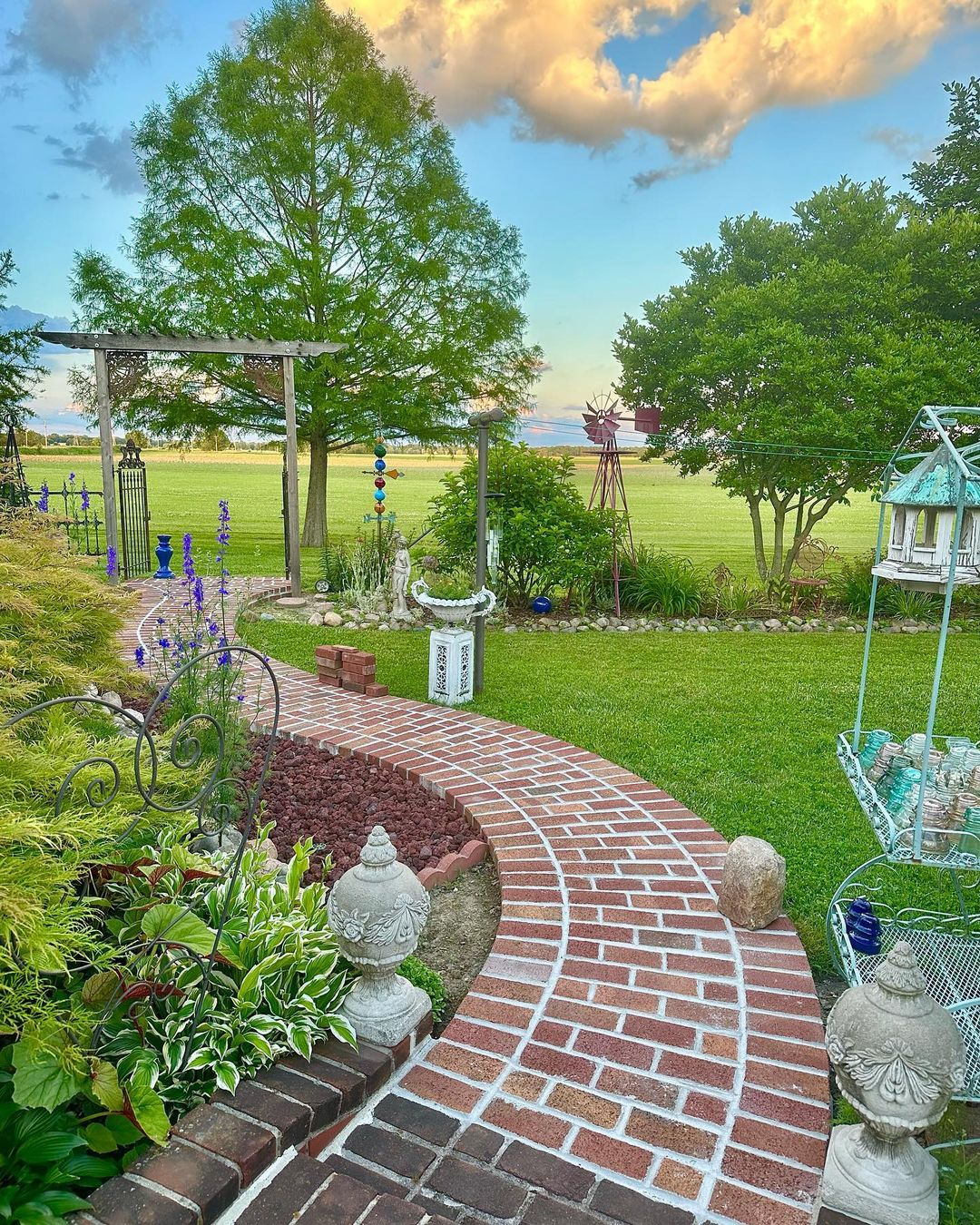 This is an example of how you can arrange the bricks into any design.