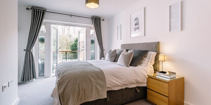 Bedroom-5772286_1280