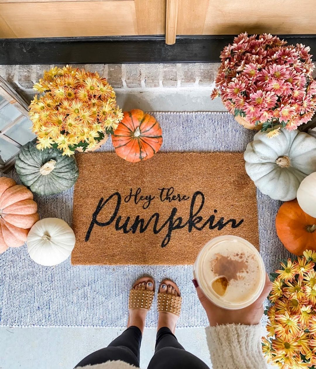 Autumn-themed doormat