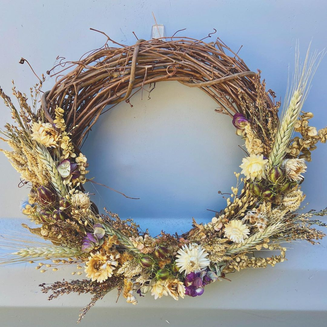 Dried flower wreath