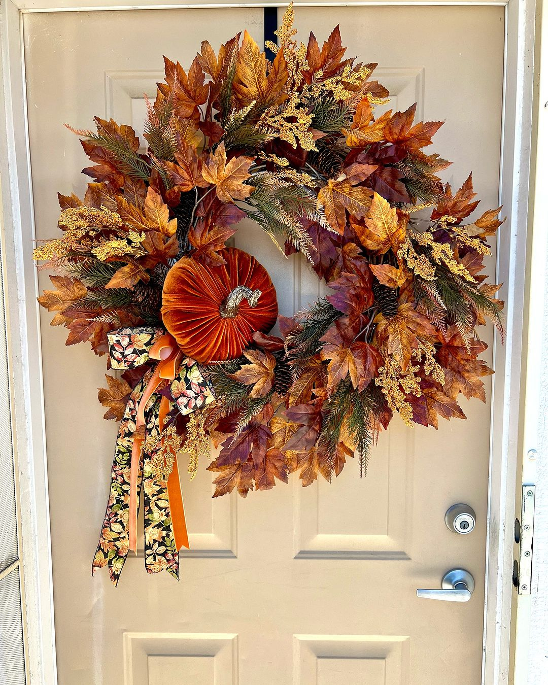 Fall foliage wreath