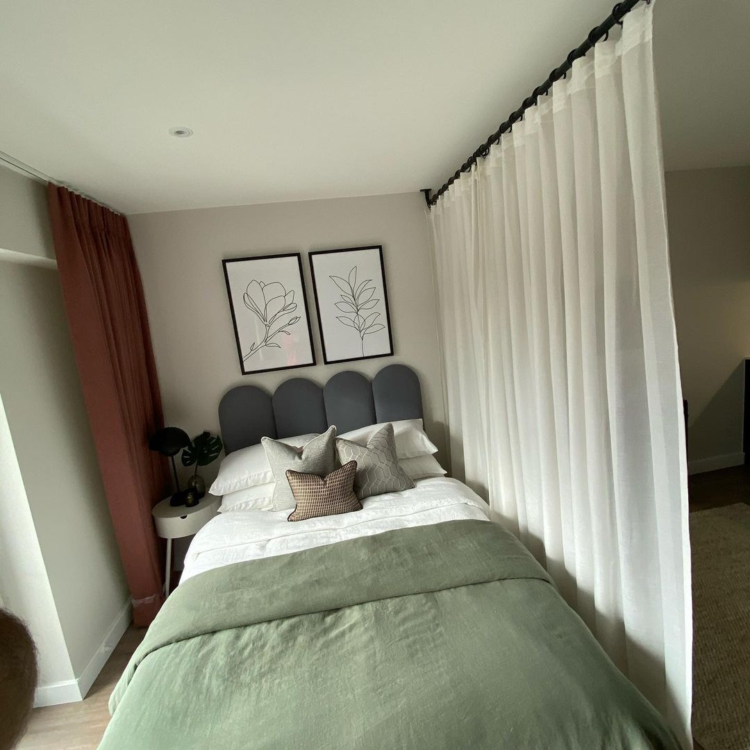 Room divider