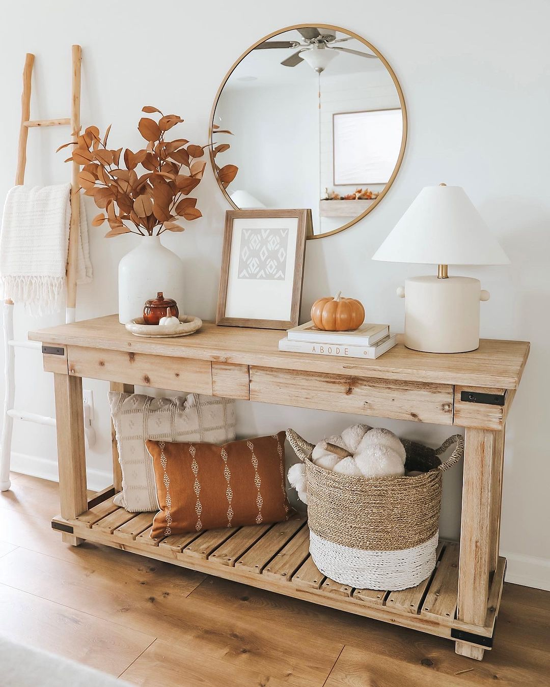 Fall entryway decor