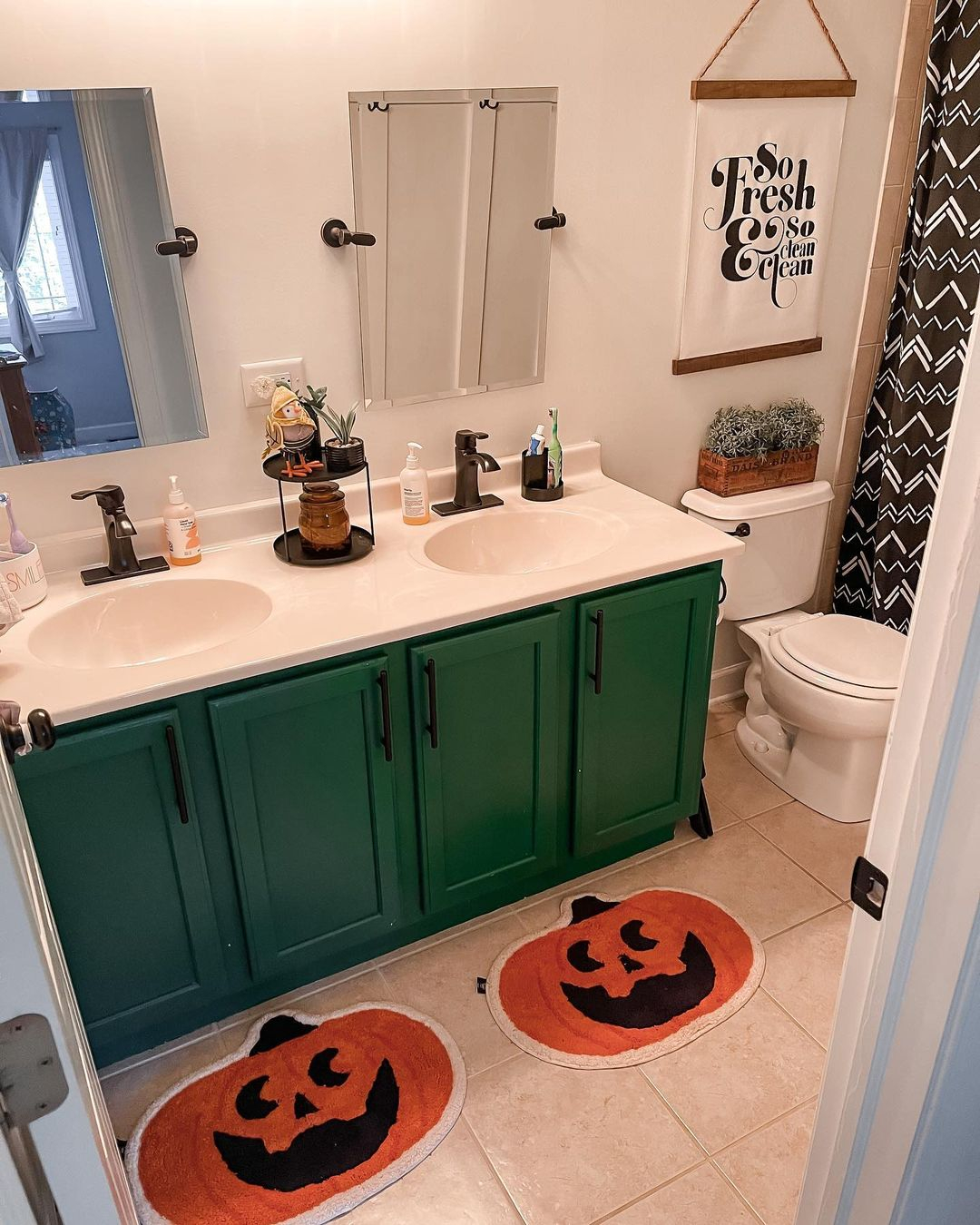 Pumpkin bath mats