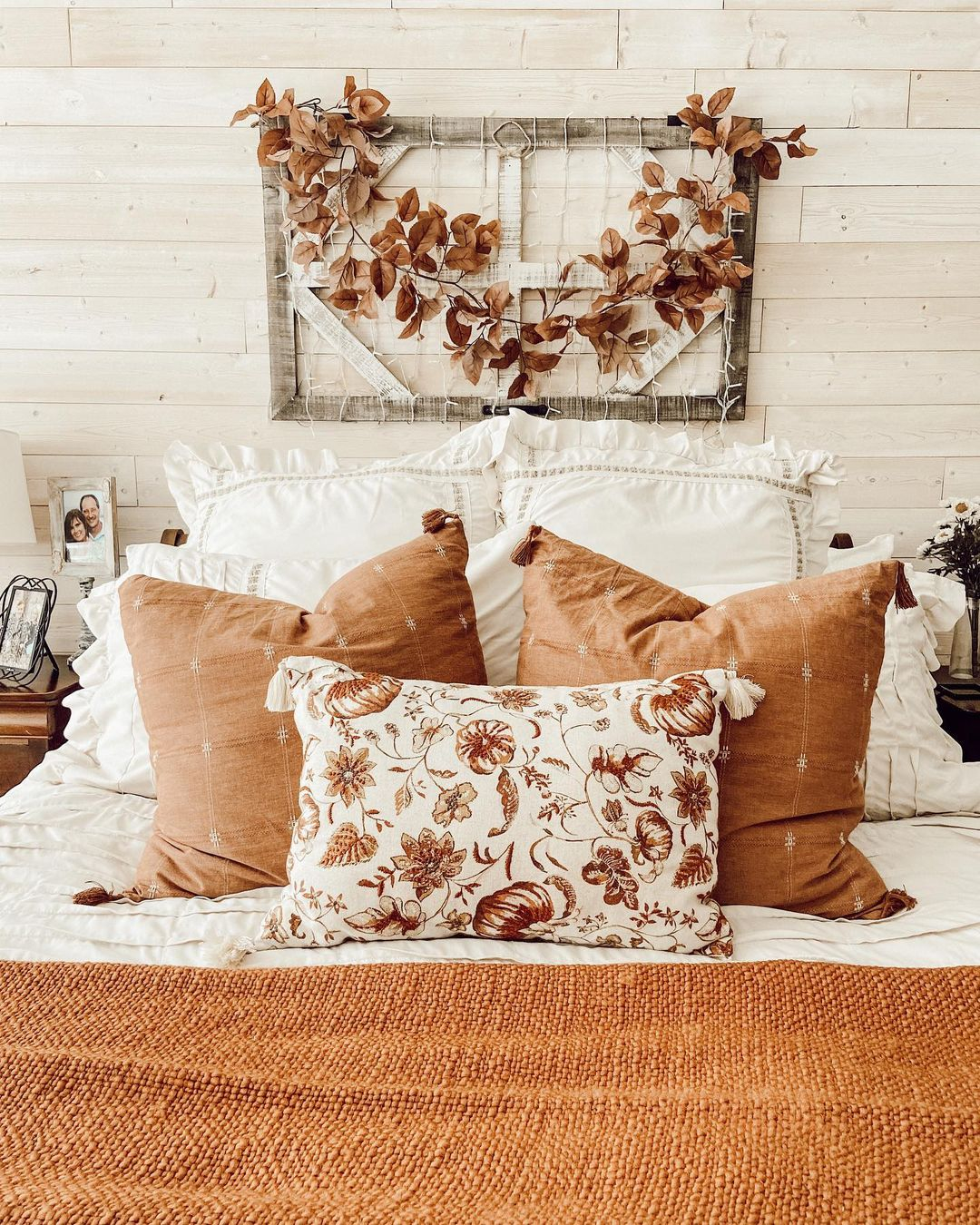 Fall-inspired decorative pillows