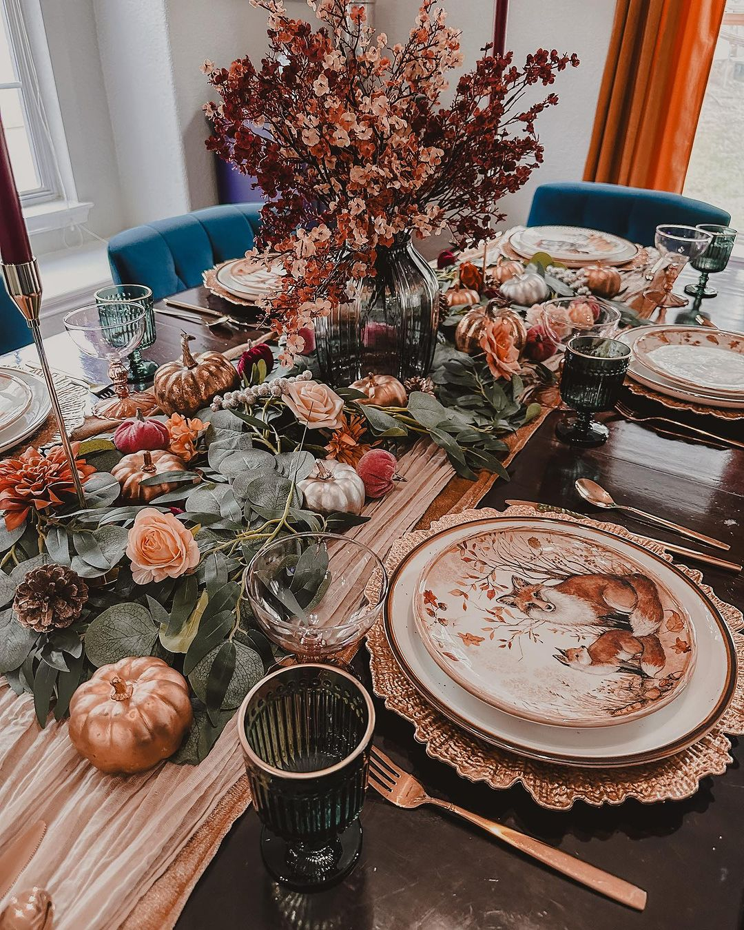 Elegant tableware