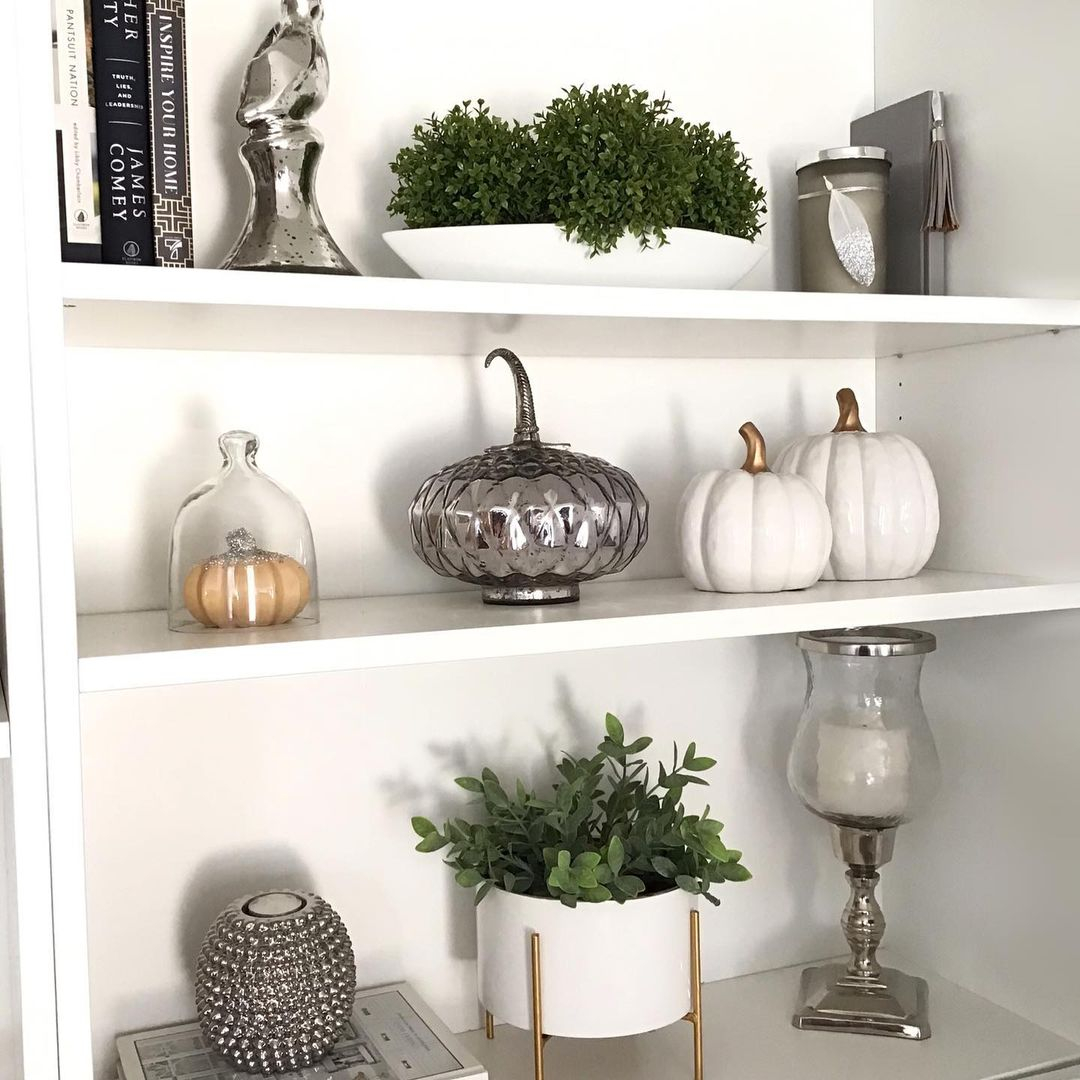 Metallic accents