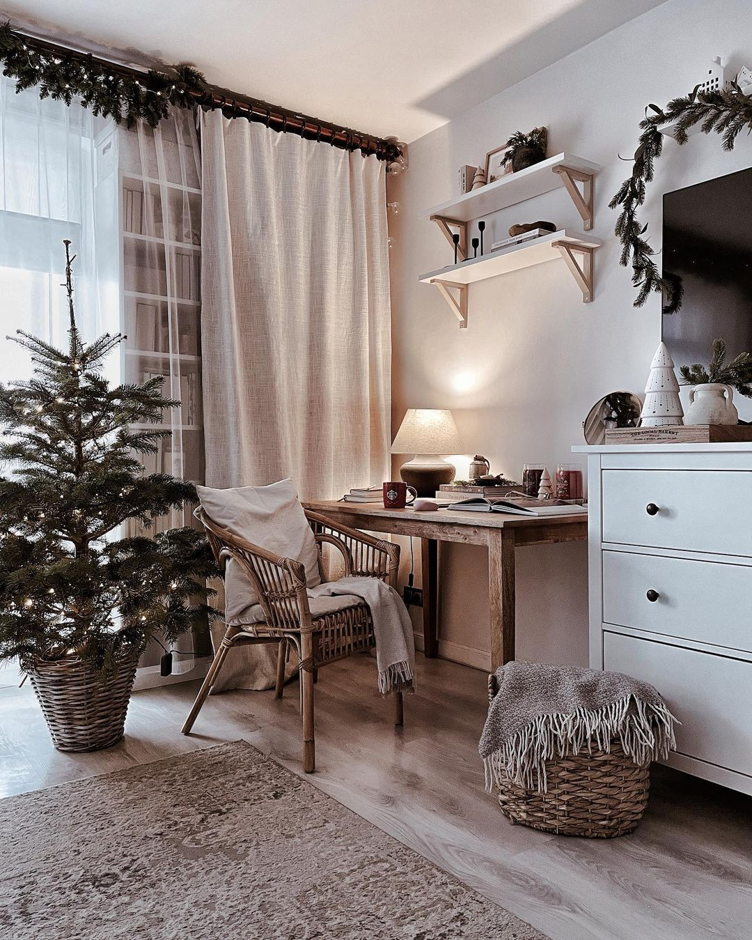 Home office decor