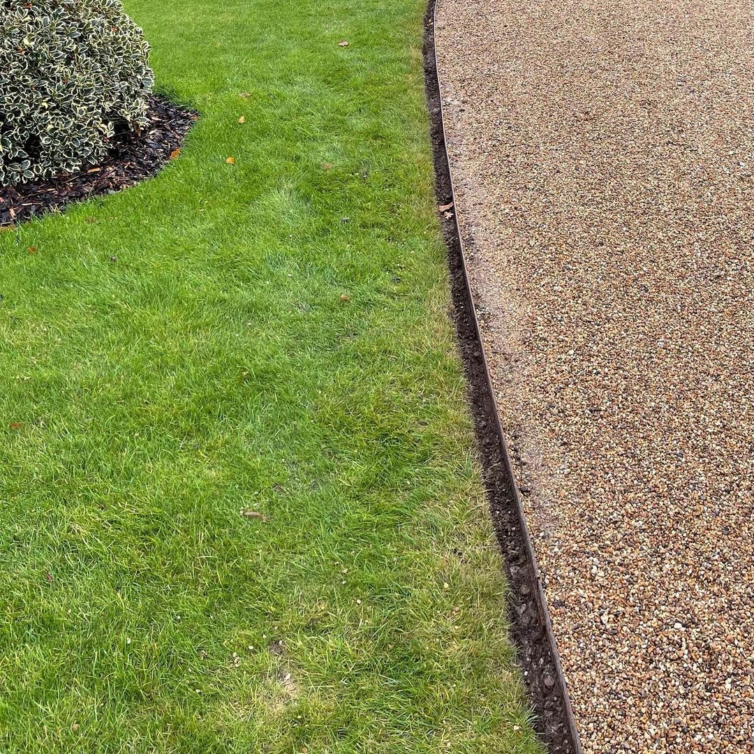 Metal edging
