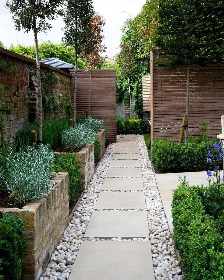 Straight garden pathway