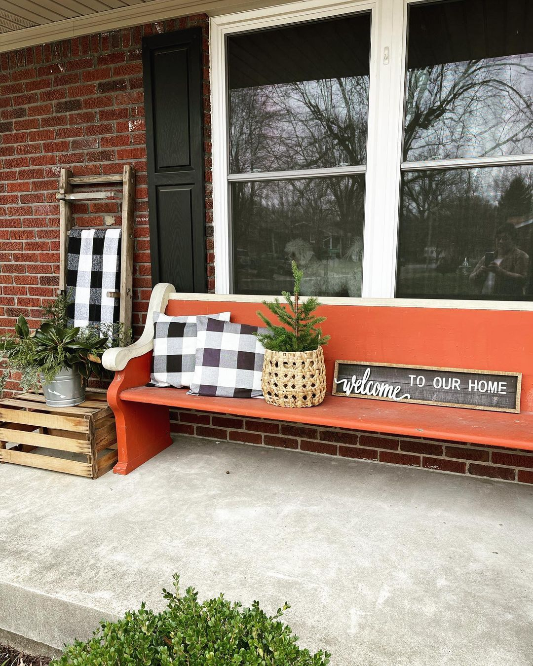 Wooden crate