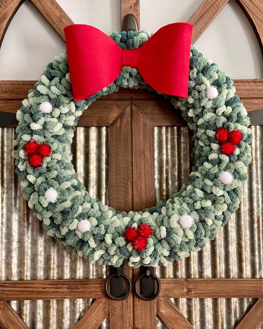 Yarn wreath