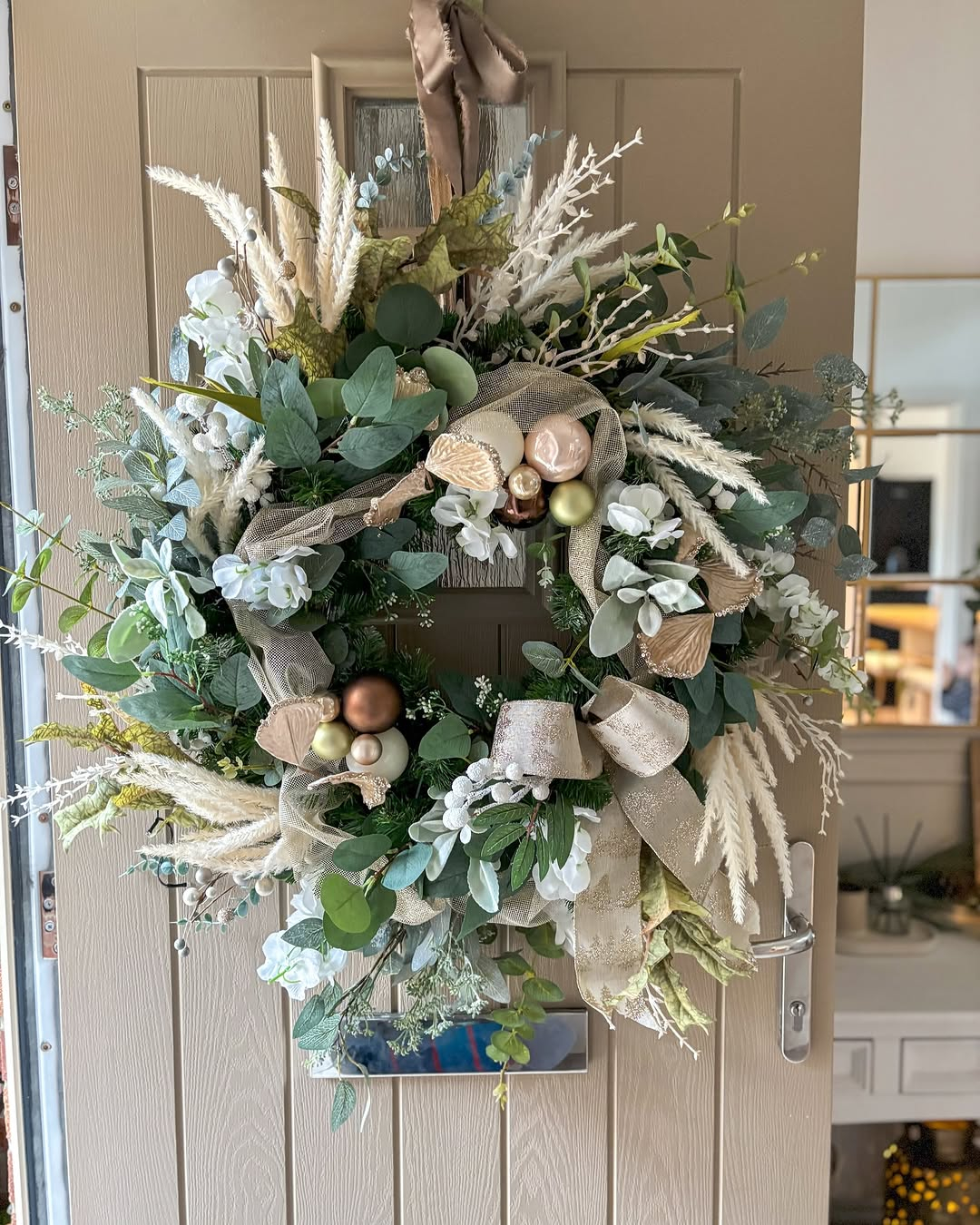 Festive wreath