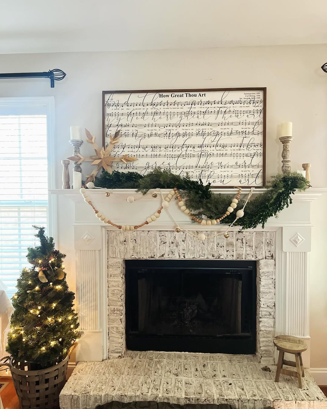 Natural garland decor