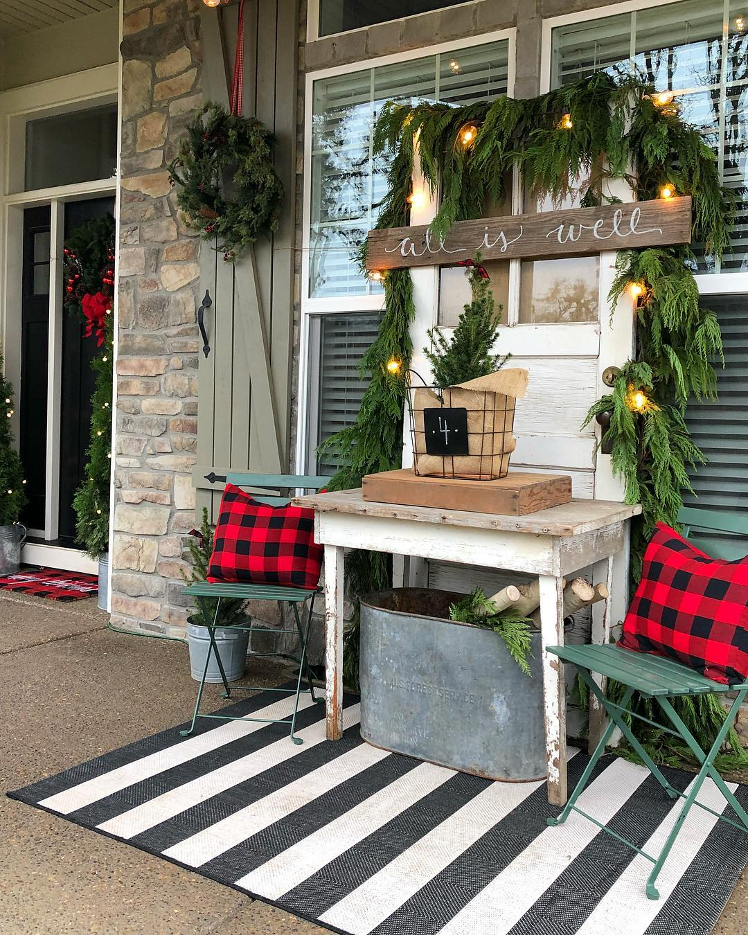 Outdoor Christmas decor