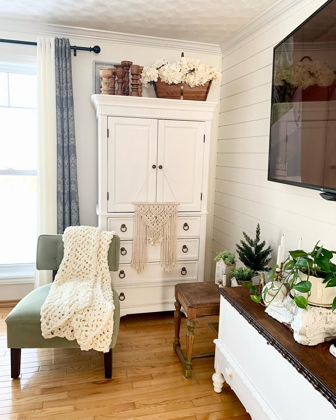 Simple and declutter