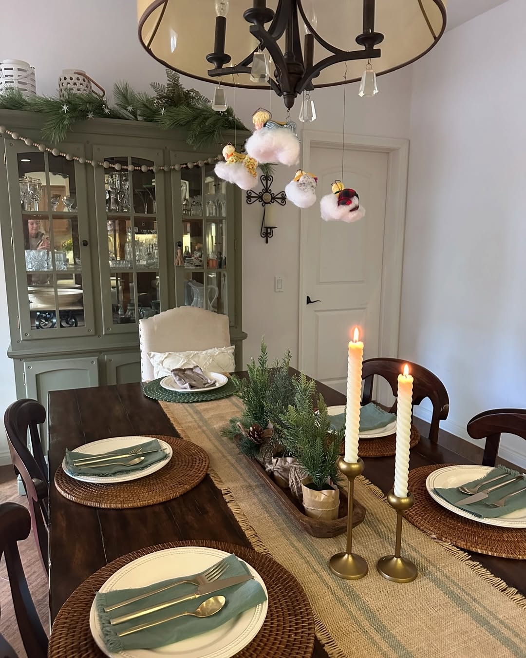 Dining room decor