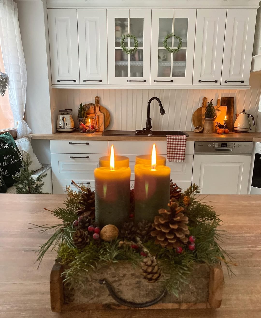 Inviting centerpiece