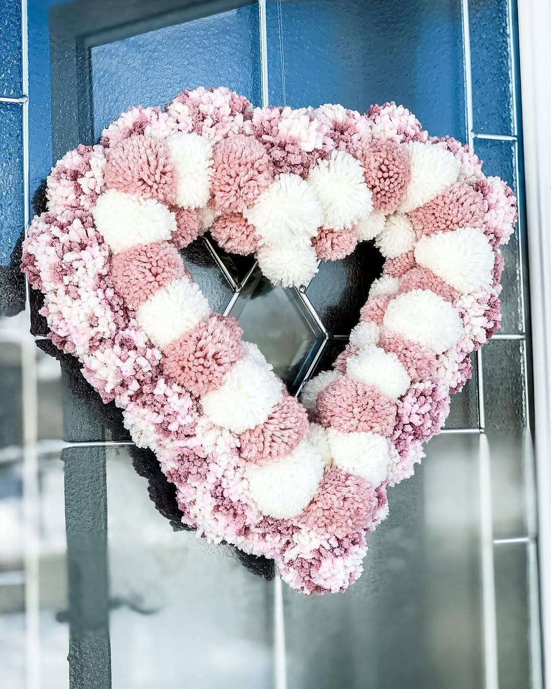 Pom-pom wreath