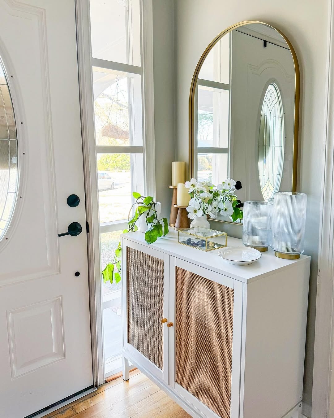 Spring entryway