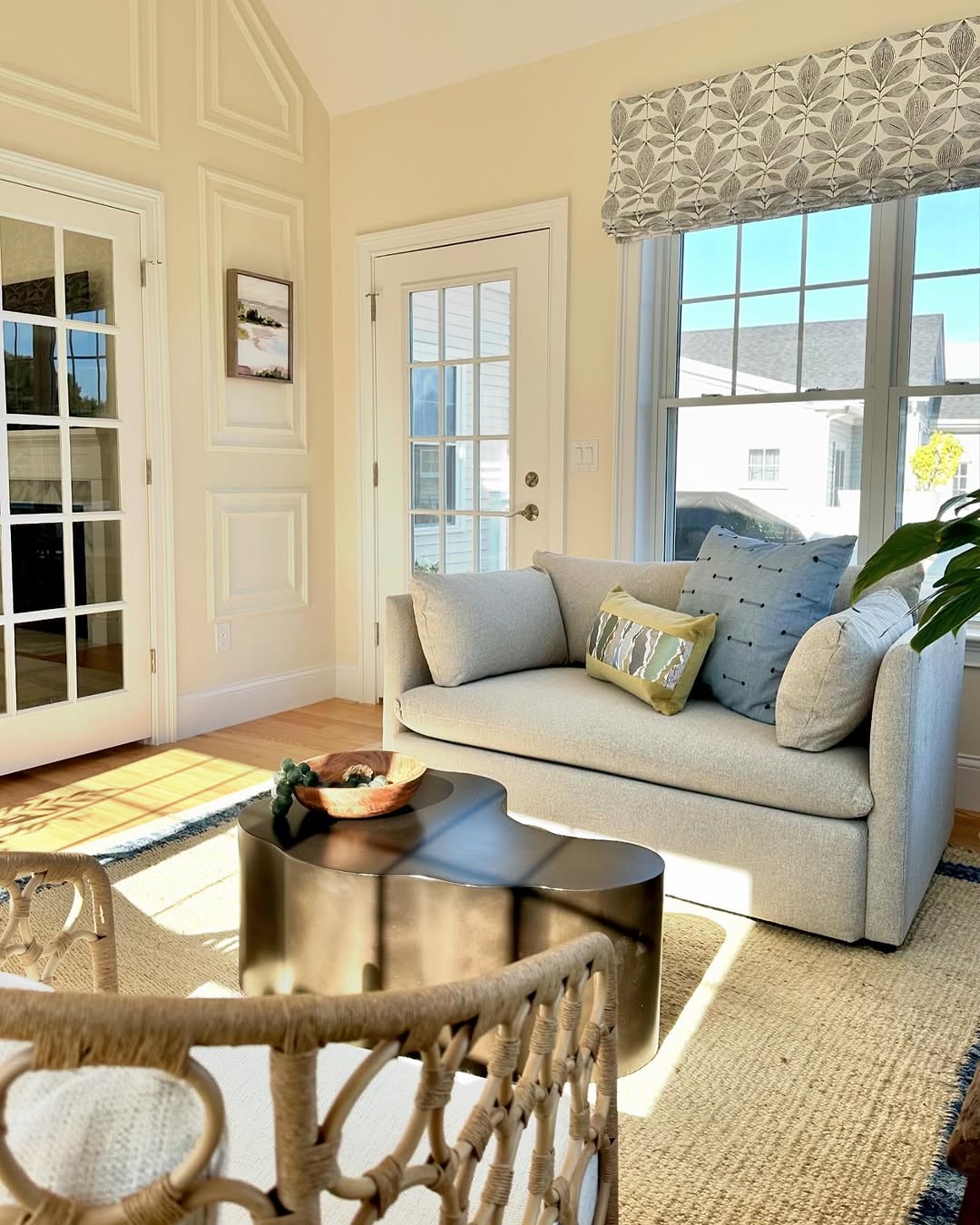 Compact loveseat