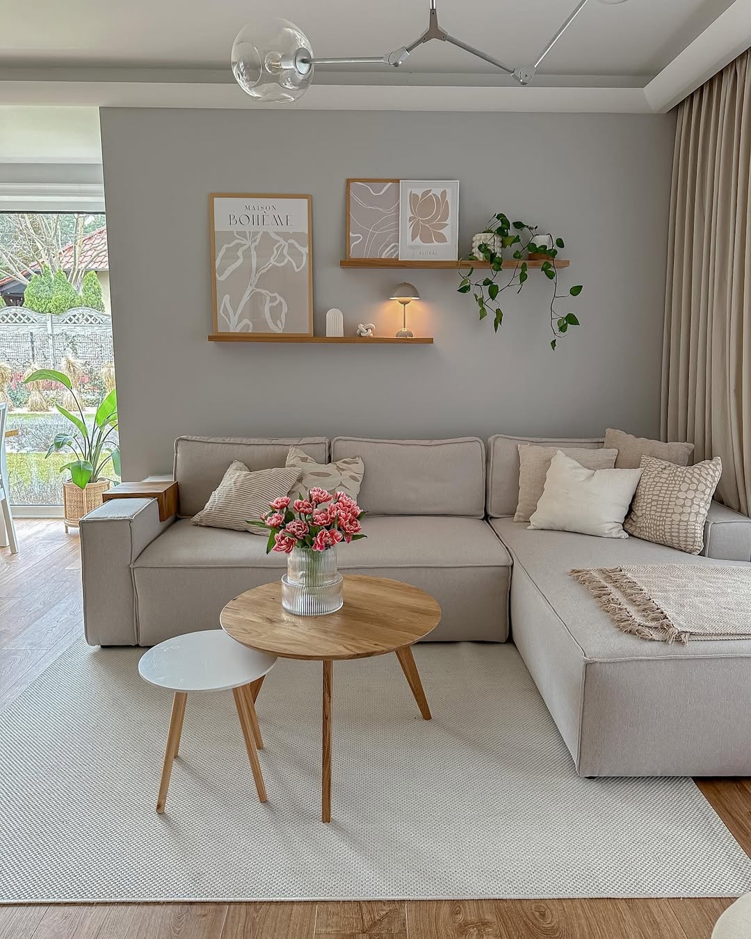 Corner sofa