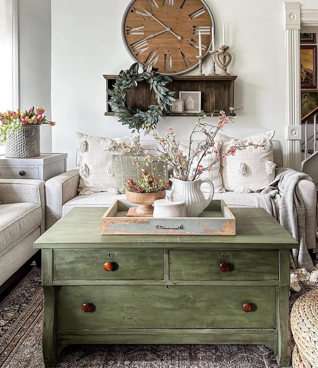 Simple spring table decor