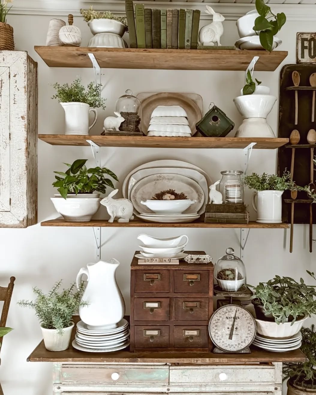Spring accents