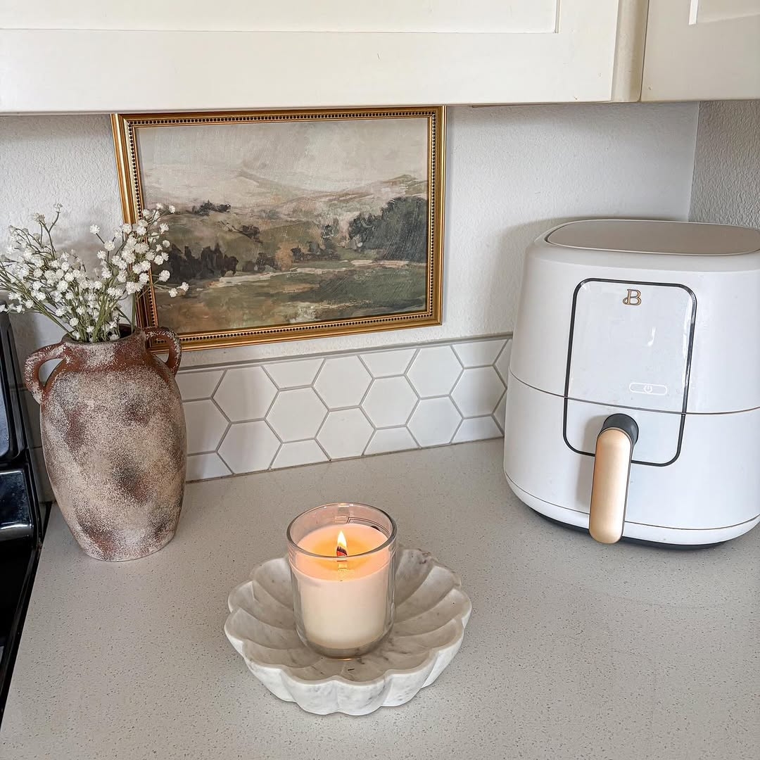 Spring scented candle